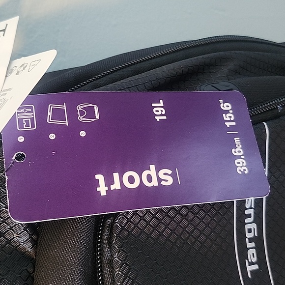 Targus Sport backpack (NWT) - Picture 3 of 11